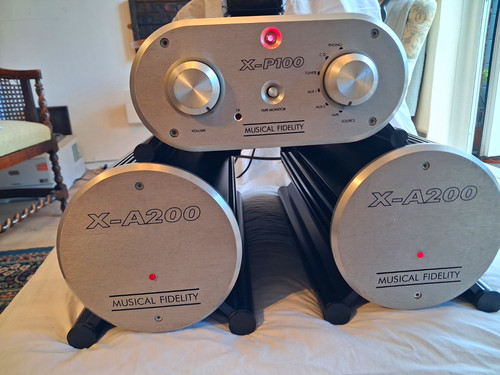 Musical fidelity p100 preamp - fidelity,